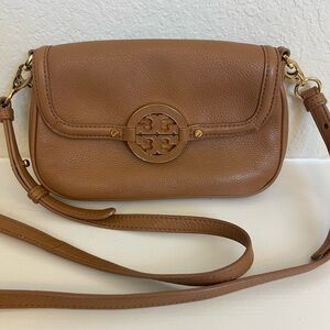 Tory Burch tan crossbody